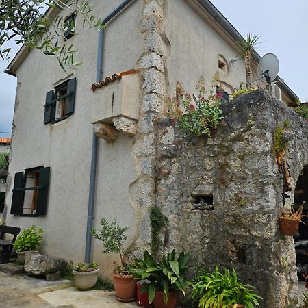 Apartmani Puric Malinska Ngoại thất bức ảnh