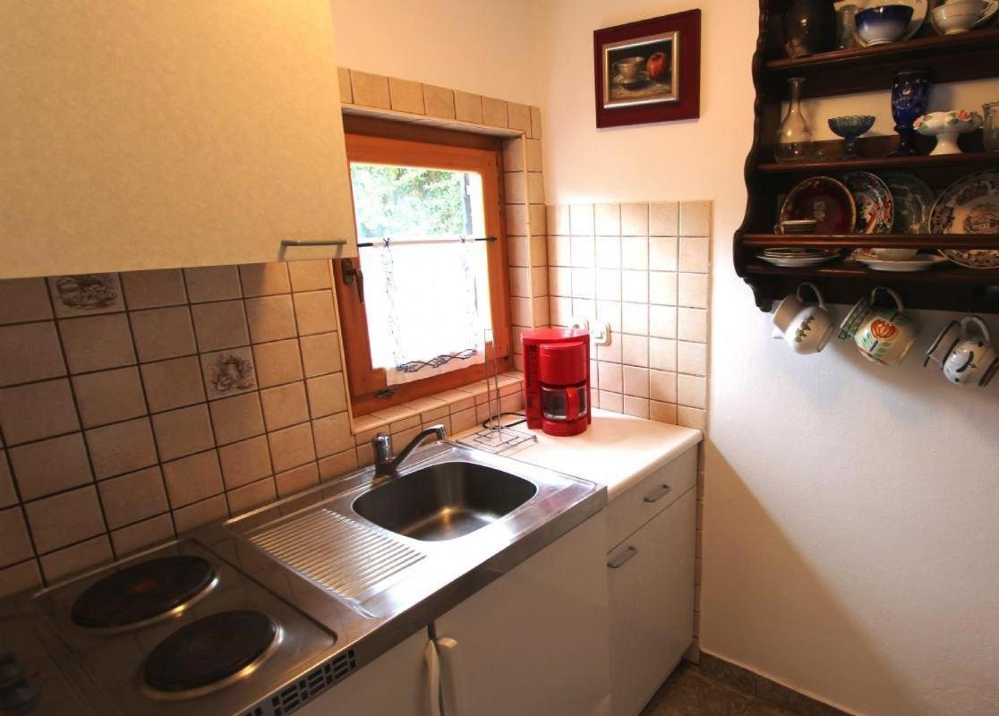 Apartmani Puric Malinska Ngoại thất bức ảnh