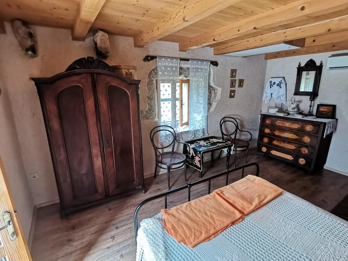 Apartmani Puric Malinska Ngoại thất bức ảnh