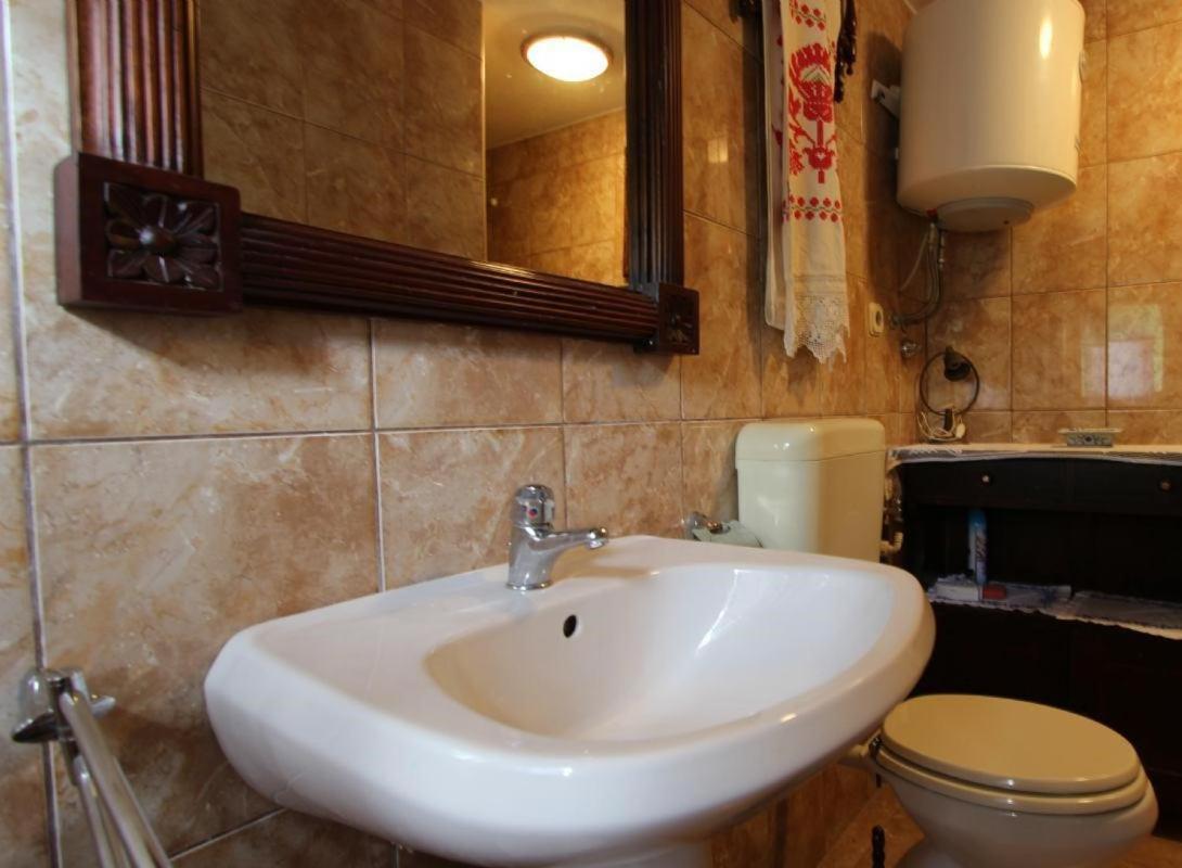 Apartmani Puric Malinska Ngoại thất bức ảnh